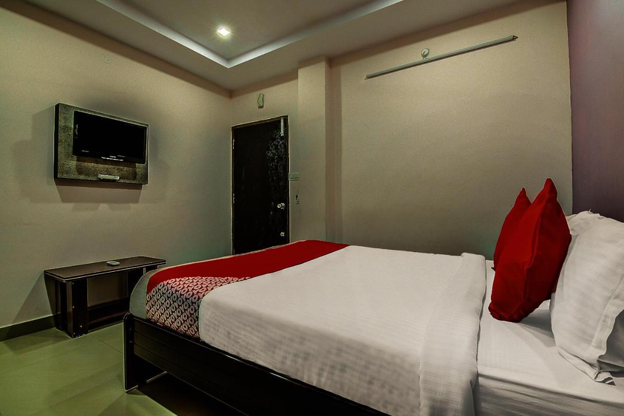 Oyo 8929 Stay Siddhartha Residency Jalāripeta Εξωτερικό φωτογραφία